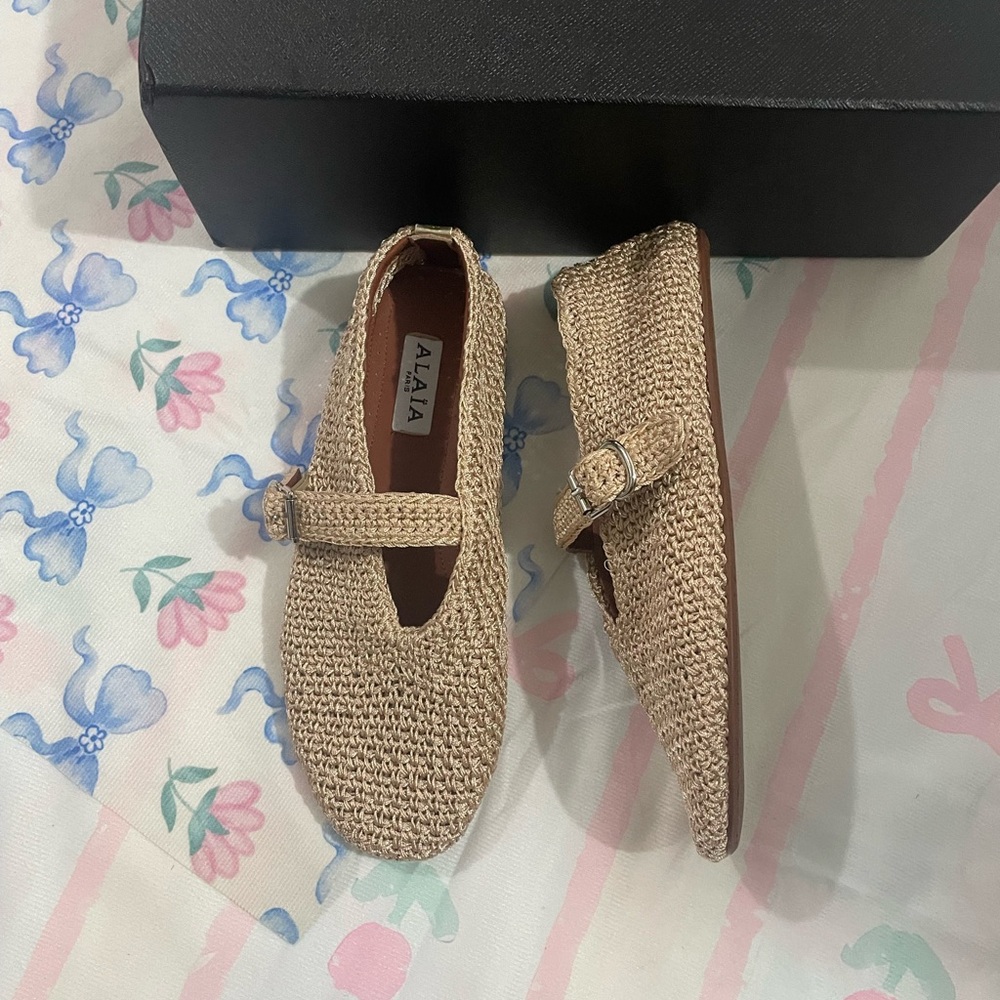 ALAIA Natural Woven Mary Jane Flats with Buckle - Picture 5 of 9